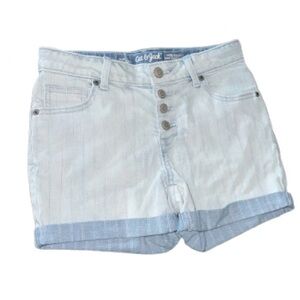 NEVER WORN Cat & Jack Blue Jean Shorts High-Waisted with pockets and rainbow